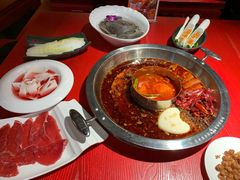 谭公嫩牛肉-谭鸭血老火锅(万象九宜城店)