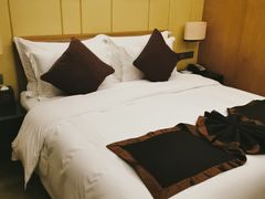 -珠海棕泉水疗酒店(拱北口岸高铁站店)