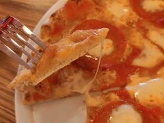 -城市大道红炉披萨烘焙坊