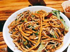 -琥珀老六龙虾(四里河店)