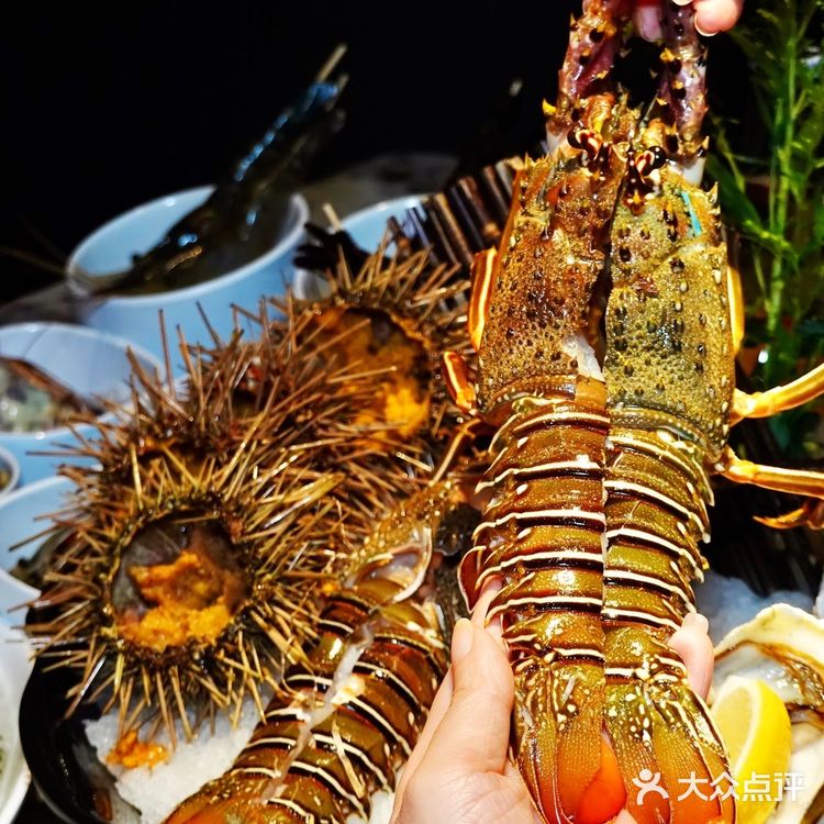 铭门盛宴｜3000平 海鲜放题 ，真畅吃不限时，人均就这？