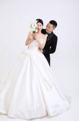 -角色婚纱摄影(中心店)