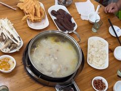 -15年老字号鑫鑫猪肚鸡·椰子鸡海南火锅(兴隆华侨农场店)