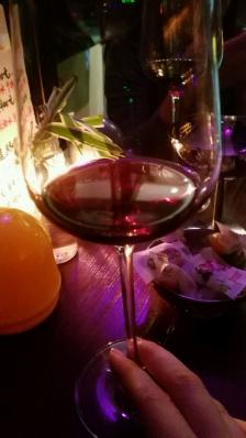 红酒体验吧 original wine & bar-"随意的小酒吧 红酒很正 有团购很.