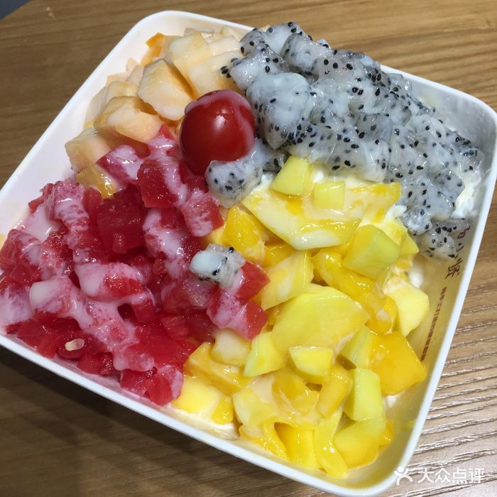 杨小贤甜品店(华强北店)彩虹牛奶绵绵冰图片 - 第16张