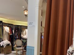-拾光秀照相馆(石家庄勒泰中心店)