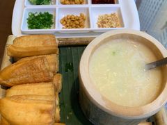 稀豆粉油条-福照楼汽锅鸡·云南菜(护国路店)