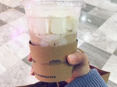 卡布奇诺瑞纳冰-瑞幸咖啡(水平方店)