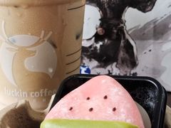 -瑞幸咖啡(大连罗斯福广场一层店)