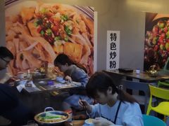 大堂-柳州人田螺鸭脚煲(农院路1店)
