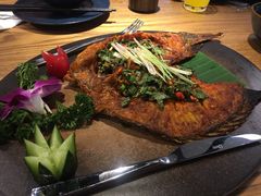 香茅草烤罗非鱼-麦麦山云南菜(复地活力城店)