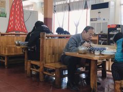 大堂-三羊居食府(文艺路店)