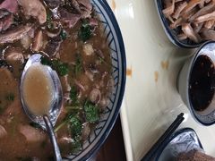-洪峰浩老北京烧饼夹肉(角门路店)