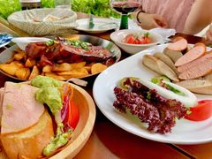 综合肉肠冷盘-宝莱纳餐厅(滨江店)