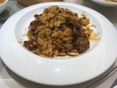 蒜爆羊肉-老牌坊•鲁菜名店•地道济南菜(大观园商埠店)