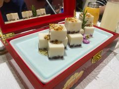 -品海楼·大连海胆锅贴馆(东港店)