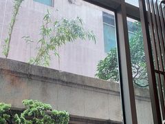 -浅深(世茂滨江精品店)