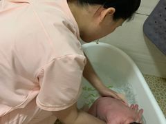 -苏州雏渐肥月嫂
