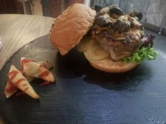 -HIGH FIVE哈福手工汉堡(桂林路店)