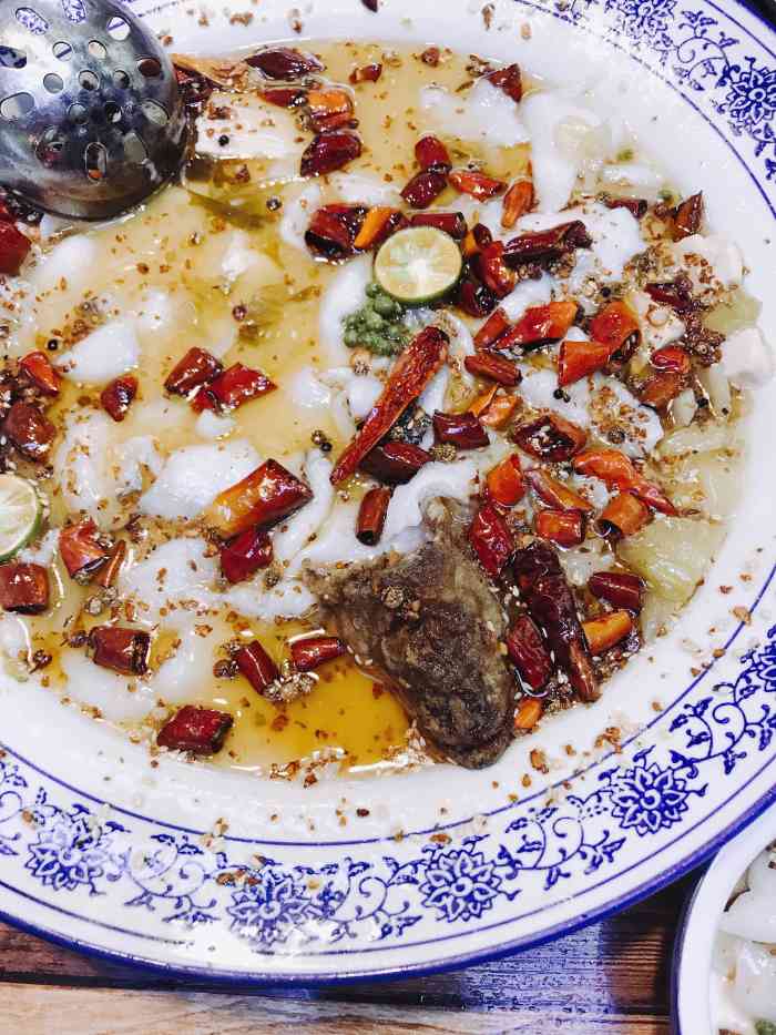 蜀客酸菜鱼(学院店)-"味道很好,去了好多次了,环境不错,服务态.