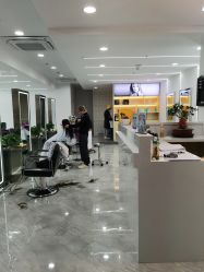 -Coo Hair salon