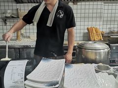 -门庭若市豆浆油条(恒生广场店)