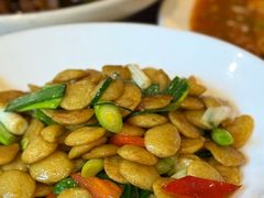 蒜苗炒绿豆饼-集贤门·徽菜(南山店)