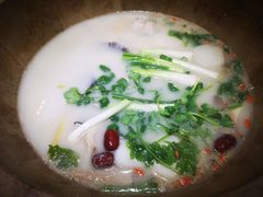 -鲜呦蒸汽石锅鱼(北辰路店)