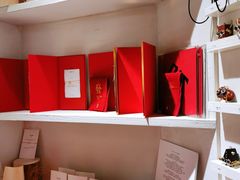 -LADY FAFA(巨鹿路陕西南路路口店)