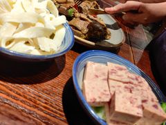 -受气牛肉·耙牛肉火锅(水晶郦城店)