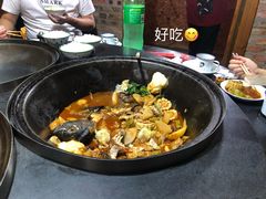 -缘福乡村铁锅炖民宿(八达岭店)