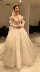 点击看大图 -GRACE KELLY婚纱与礼服(北京店)