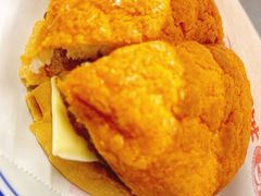 芝士猪扒菠萝包-華人 華星冰室(氹仔 店)