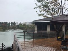 -上海怡沁园度假酒店
