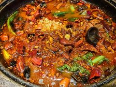 秦椒水煮牛肉-金牌老碗时尚陕菜(王府井百货店)