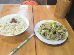 -王菊美食街·王菊面馆(总店)