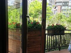 -黔蘑菇四季餐厅(观山湖店)