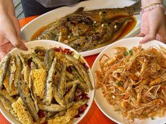 -丹水桥地锅鱼·翘嘴鲌·地方特色全鱼宴(丹江口大坝店)