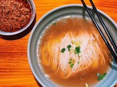-老外婆本帮面(塔城路店)