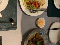招牌沙汁大虾球-T館·花园艺术餐厅