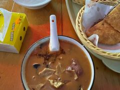 特色精品辣汤-方中山胡辣汤(成都首店)