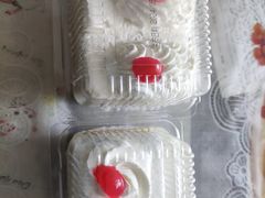 -红宝石·鲜奶小方·海派西点房(金杨店)