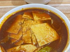 麻辣米线-老字号杨坡红油米线腊汁肉夹馍(东四道巷店)