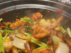 -鸣牌鸡煲(大岭山店)