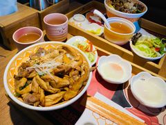 王者双拼丼-桃花丼烧肉饭(凯丹商场店)