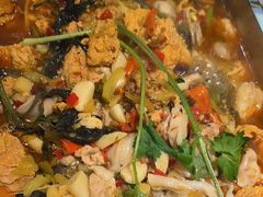 新鲜鱼籽鱼泡锅-聚味罗记大排檔·烧烤·鲜鱼杂·甲鱼煲(科学馆店)