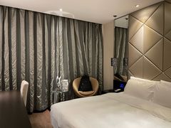 -桔子酒店(深圳东门湖贝地铁站店)