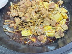 -边江铁锅炖鱼(振八街店)