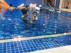 -戊辰亲子游泳俱乐部