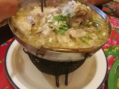 -闯关东东北农家菜(崂山石老人店)